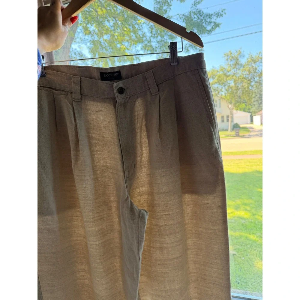 Dockers Khakis Mens 36x32 Relaxed Fit Linen Cotton Pleated Pants Beige Oatmeal